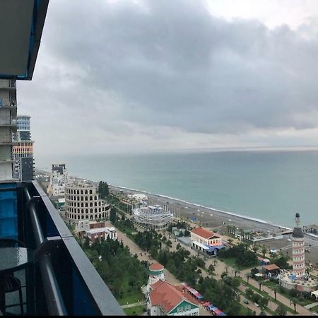 Lamar Hotel Batumi Exterior foto