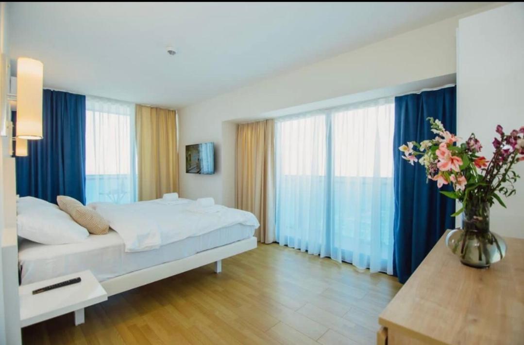 Lamar Hotel Batumi Quarto foto