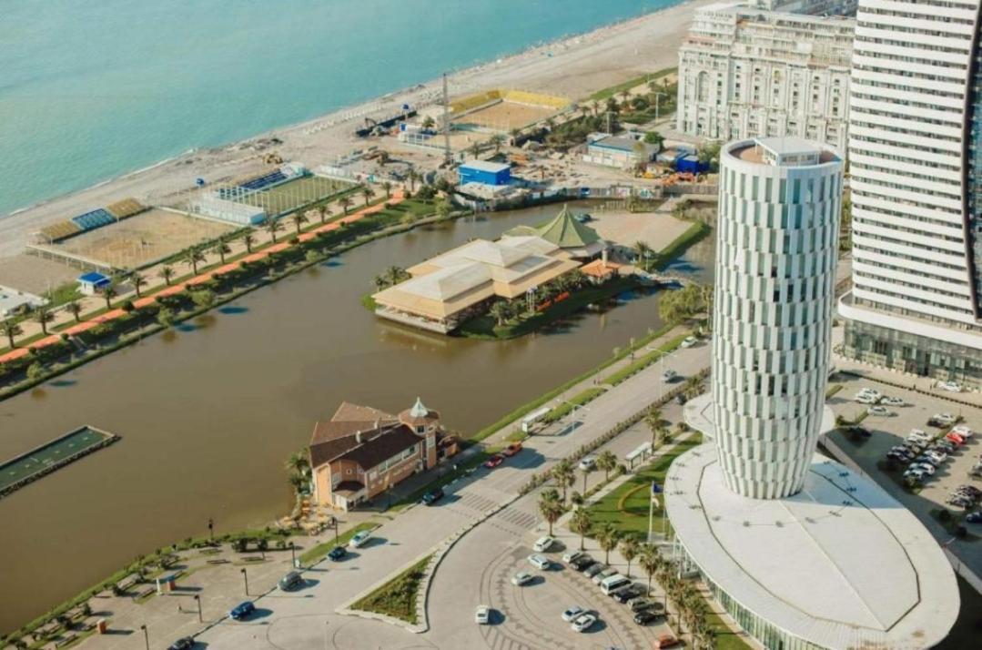Lamar Hotel Batumi Exterior foto