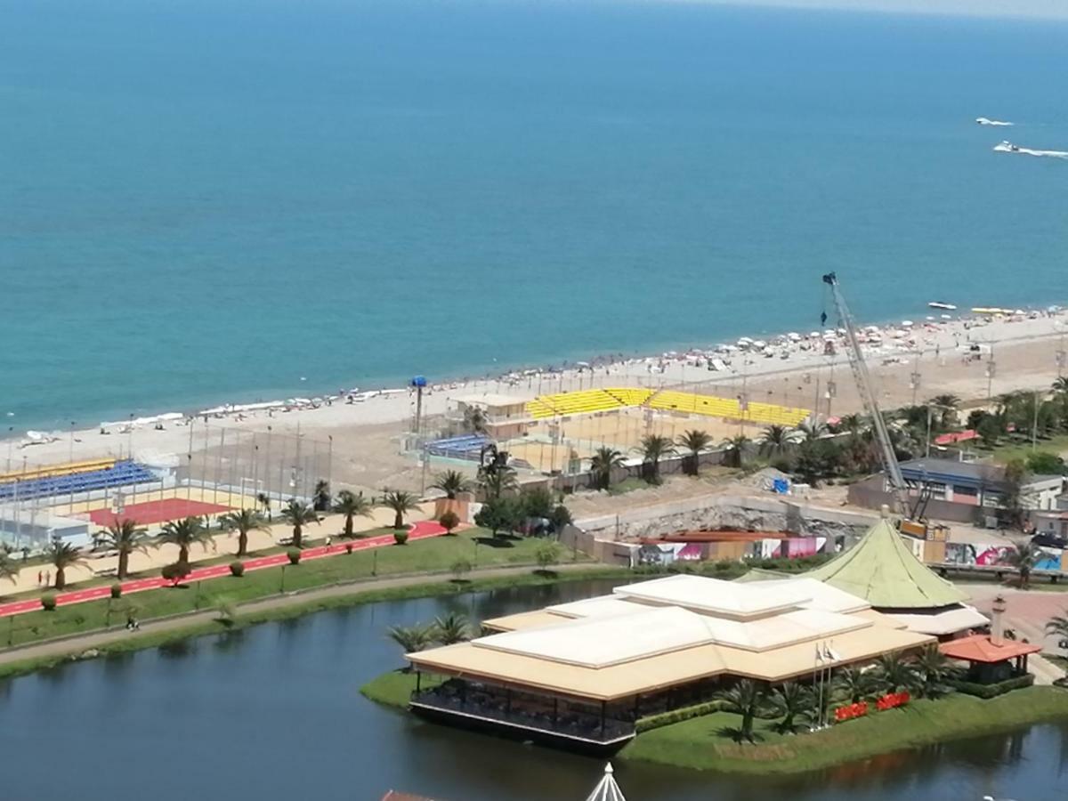 Lamar Hotel Batumi Exterior foto
