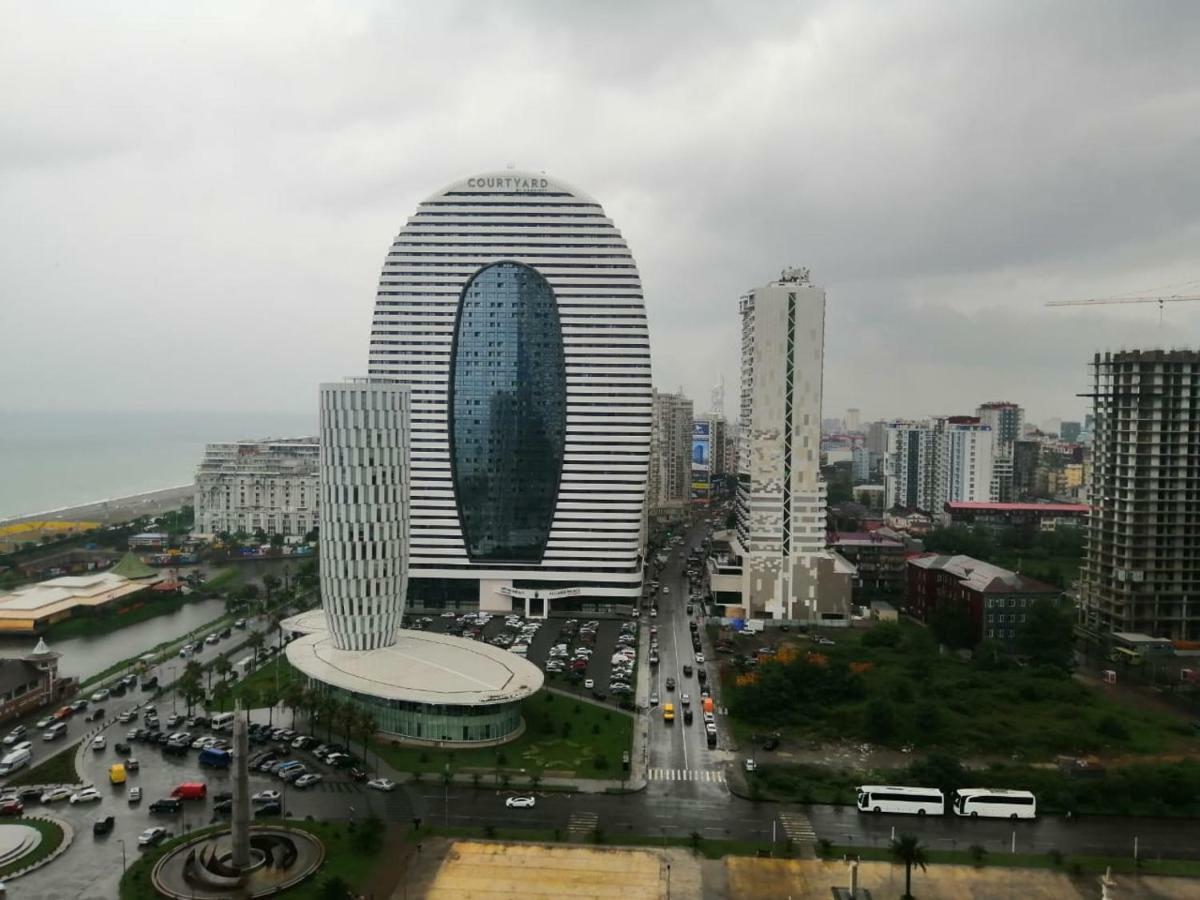 Lamar Hotel Batumi Exterior foto